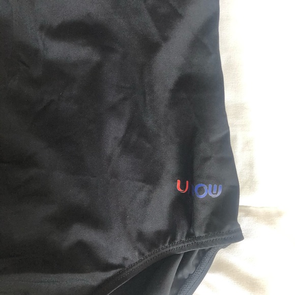 Unow swimsuit - Picture 3 of 5